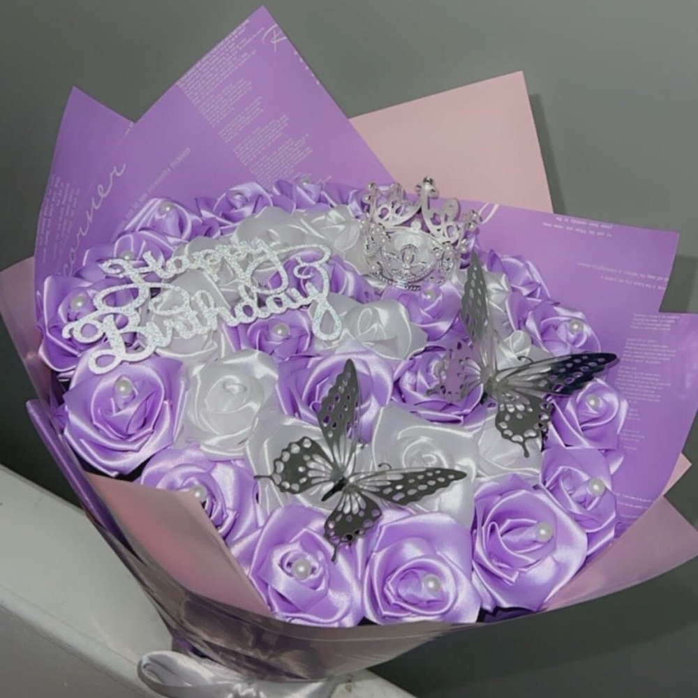 Roses Ribbons Bouquet 💐